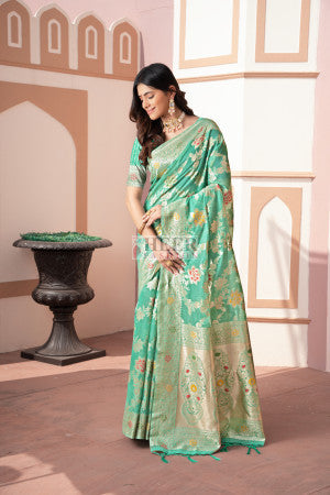 Banarasi cotton silk saree with zari woven work - 39810