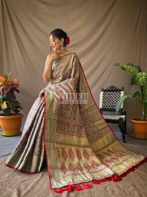 Patola silk saree with zari weaving work - 15061