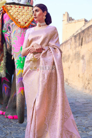 Silk saree with zari weaving work - 27052