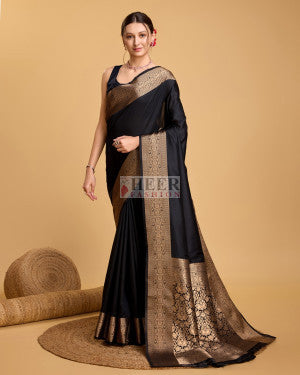 Soft kanchipuram silk saree with zari weaving work - 33561